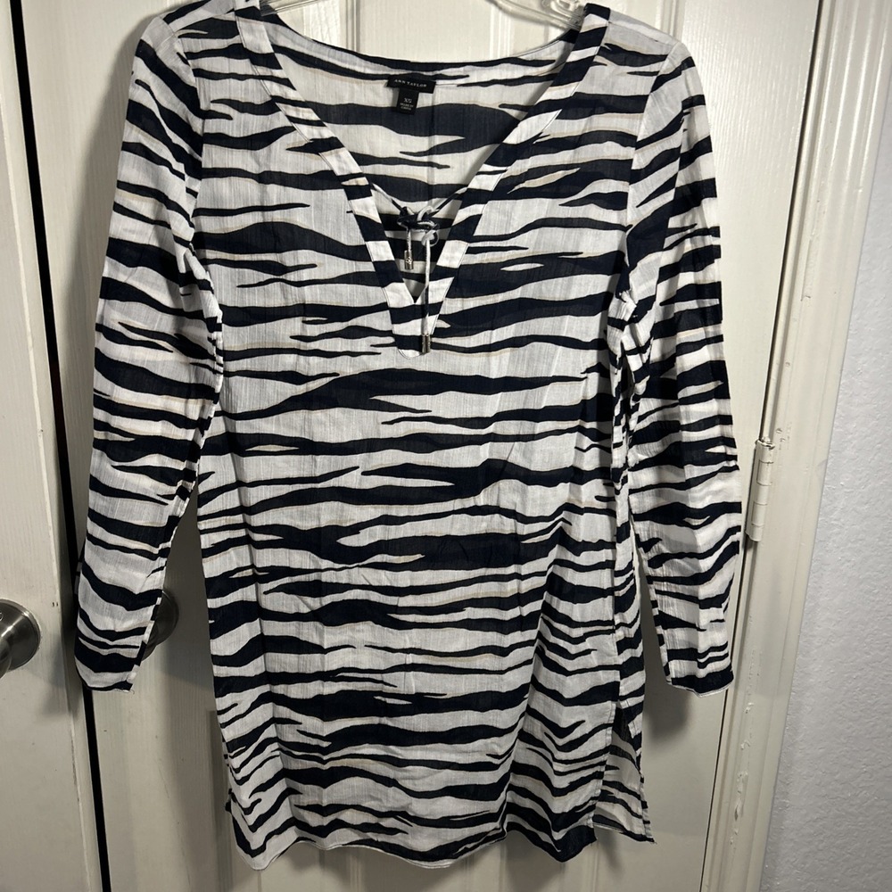 Ann Taylor Navy and White Striped Blouse with 3/4 Sleeves Size XS